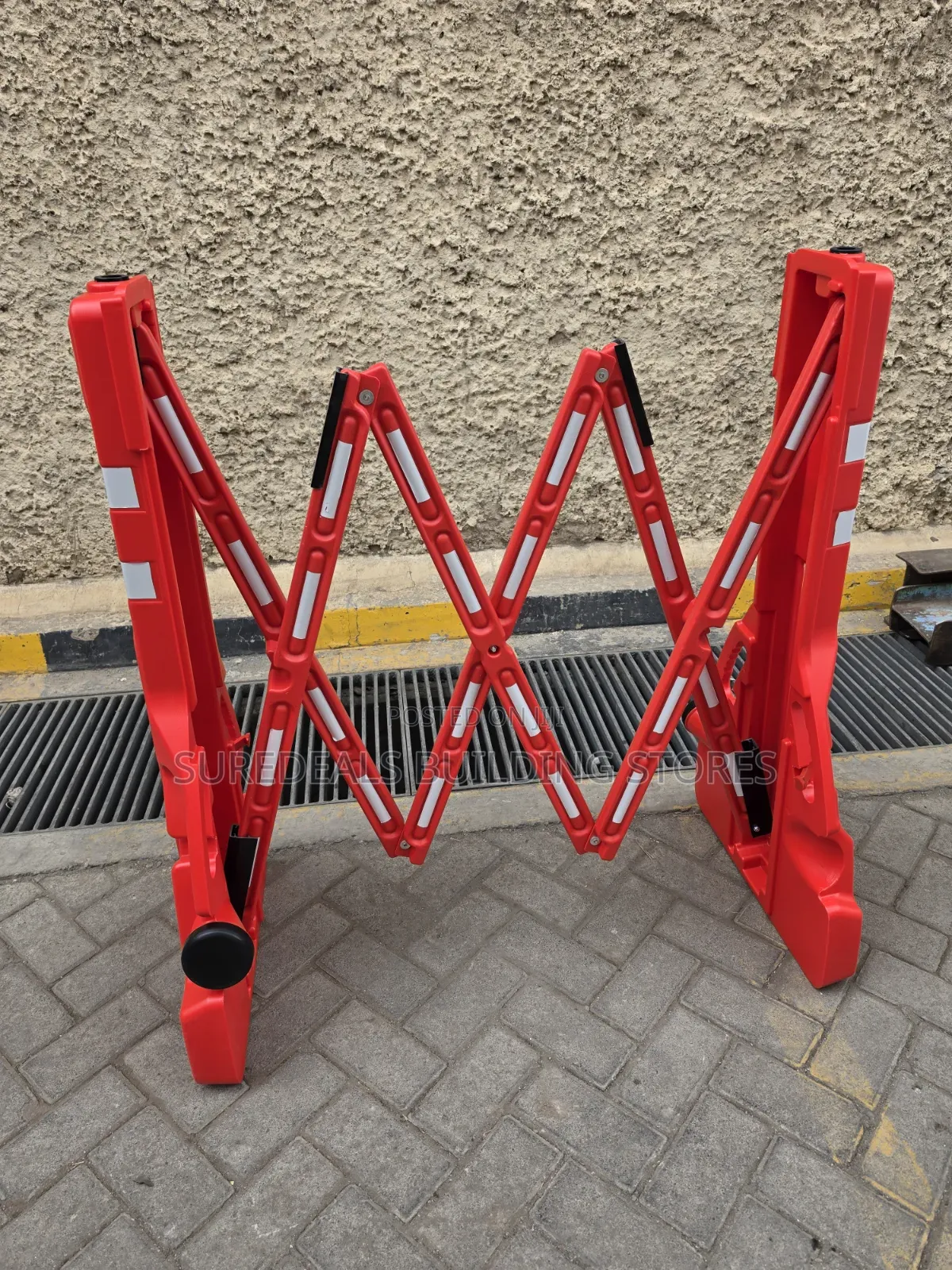 Plastic Expandable Road Safety Barrier - 2mtrs