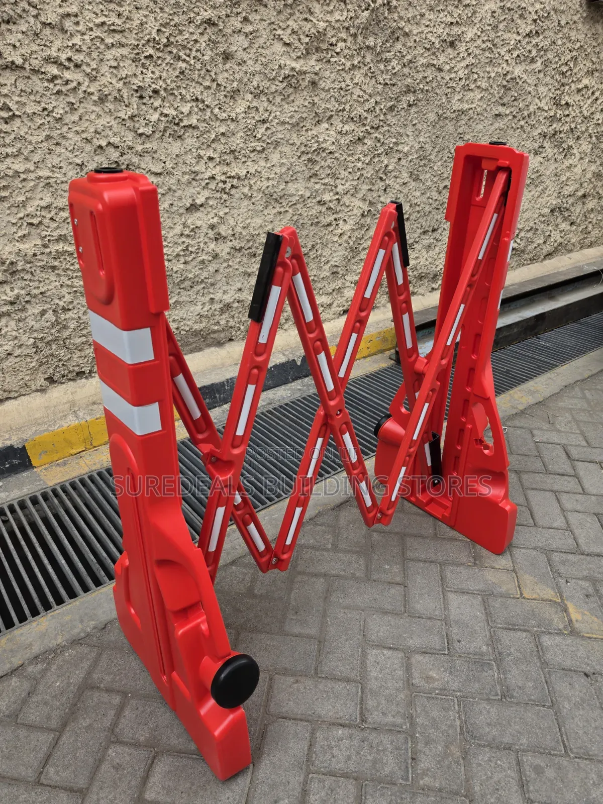 Plastic Expandable Road Safety Barrier - 2mtrs