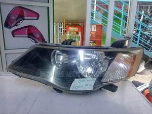 Mitsubishi Outlander 2012 Headlight