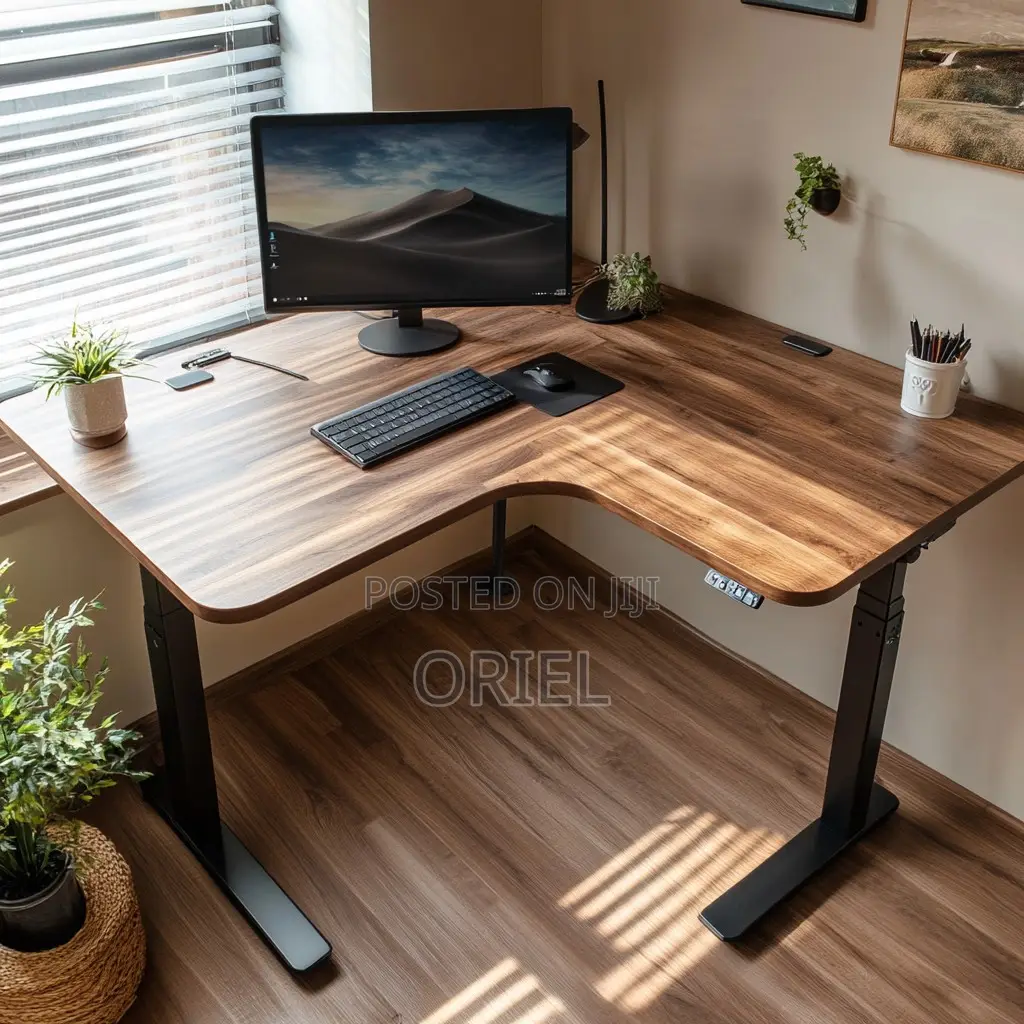 Office Desk : 1.4M Dual Motor Electric Standing Curved Desk
