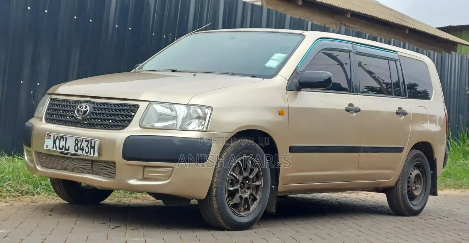 Toyota Succeed 2012 Gold