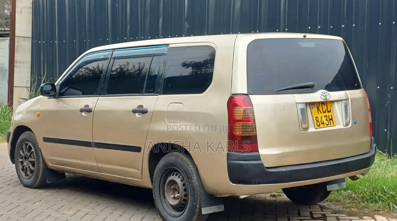 Toyota Succeed 2012 Gold