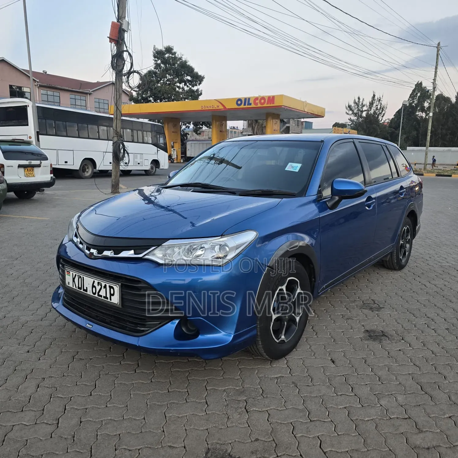Toyota Corolla Fielder 2017 Blue