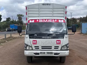Isuzu NPR 2016 White