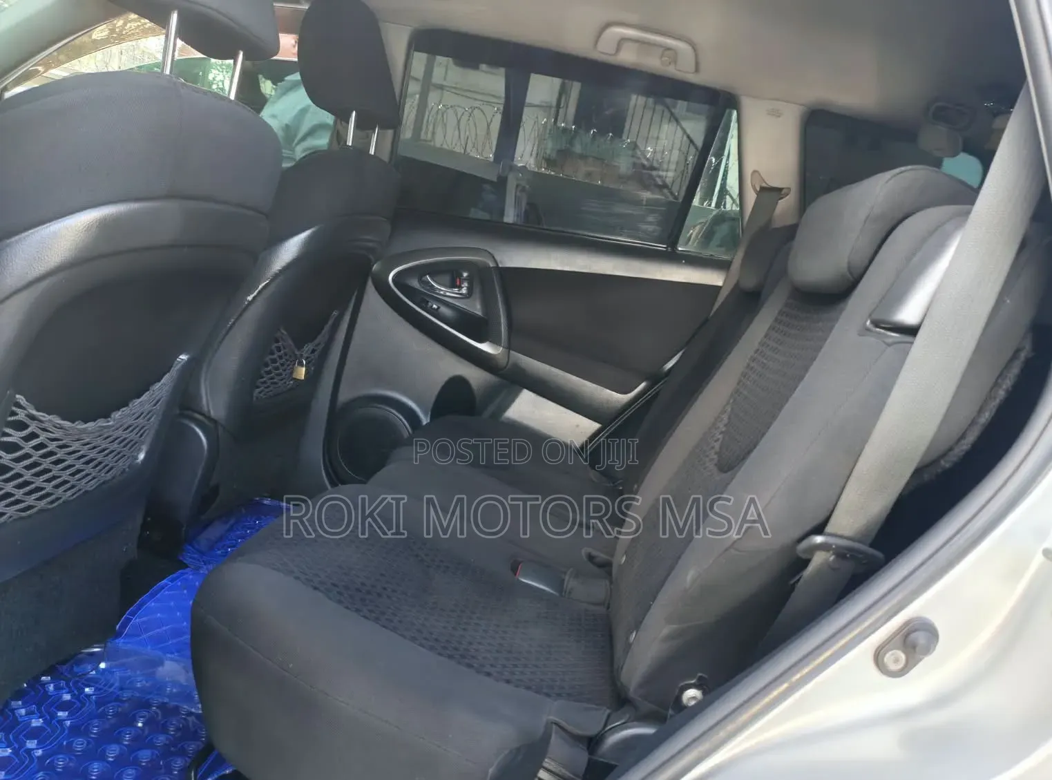 Toyota Vanguard 2011 Gray