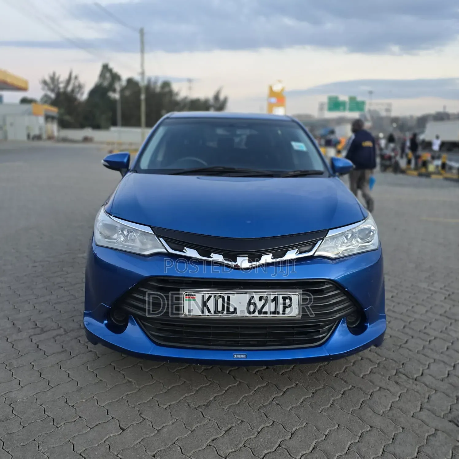 Toyota Corolla Fielder 2017 Blue