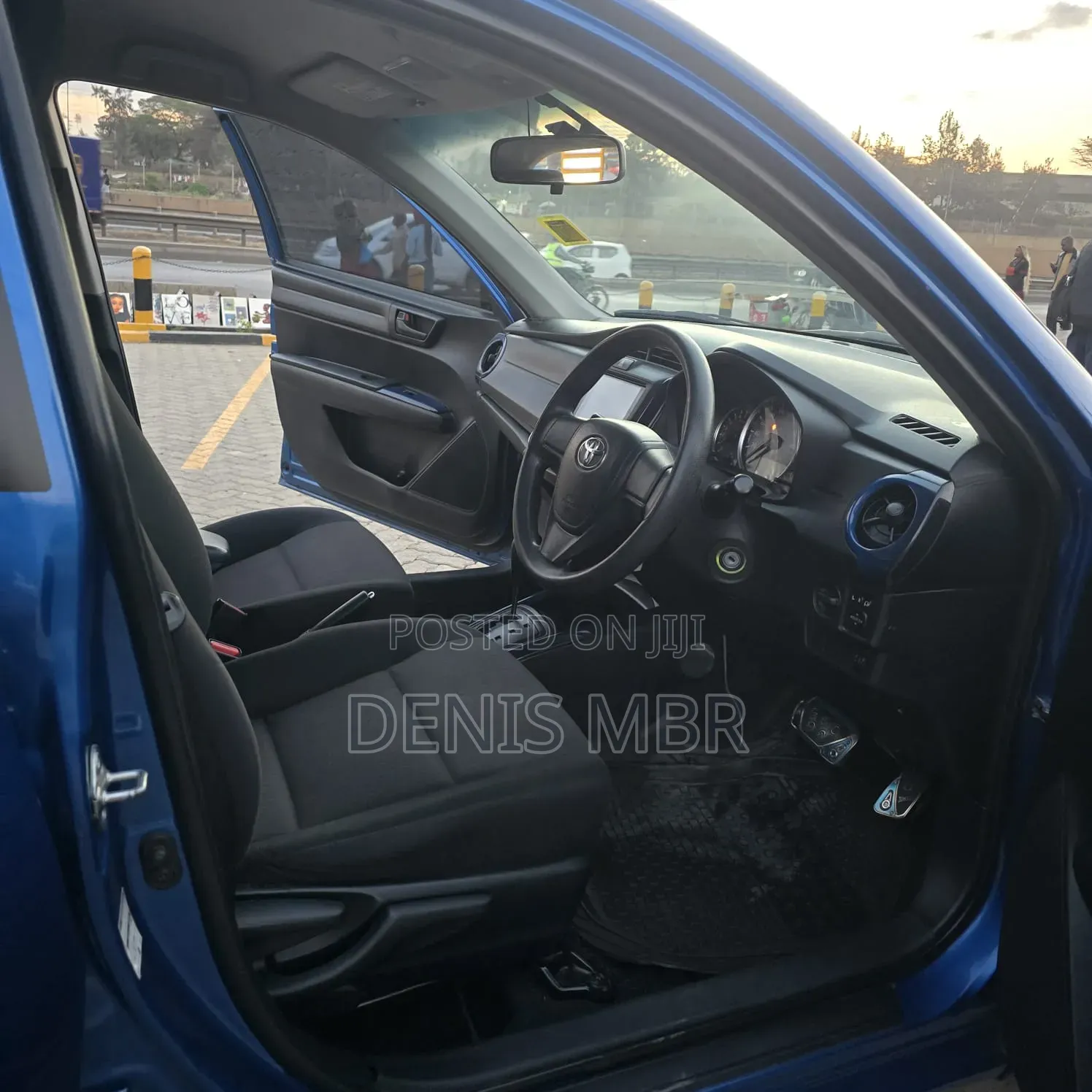 Toyota Corolla Fielder 2017 Blue