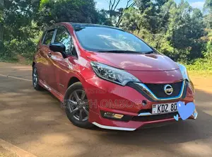 Nissan Note 1.2 Hybrid 2019 Red