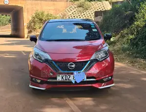 Nissan Note 1.2 Hybrid 2019 Red