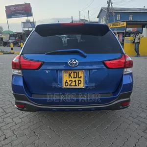 Toyota Corolla Fielder 2017 Blue