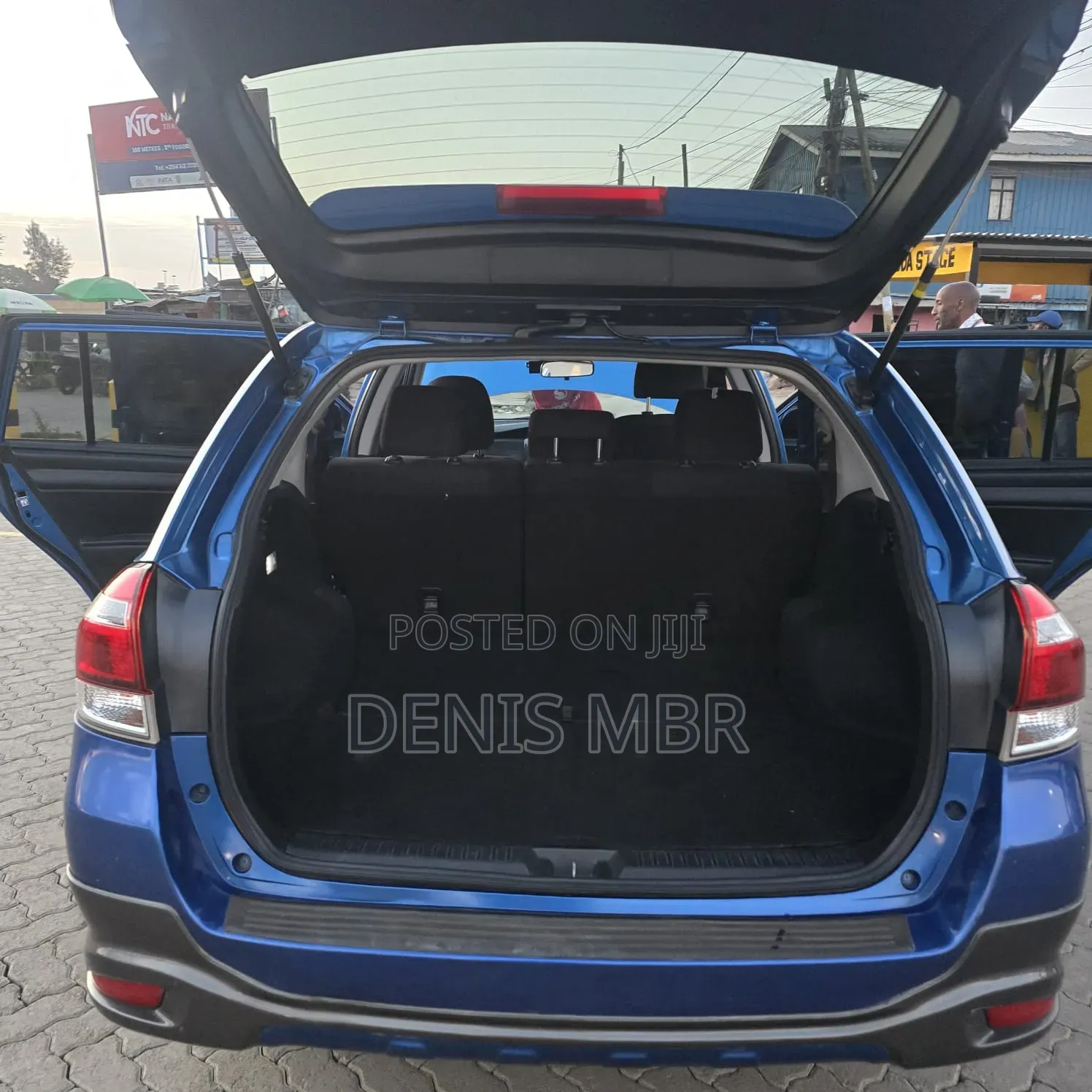 Toyota Corolla Fielder 2017 Blue