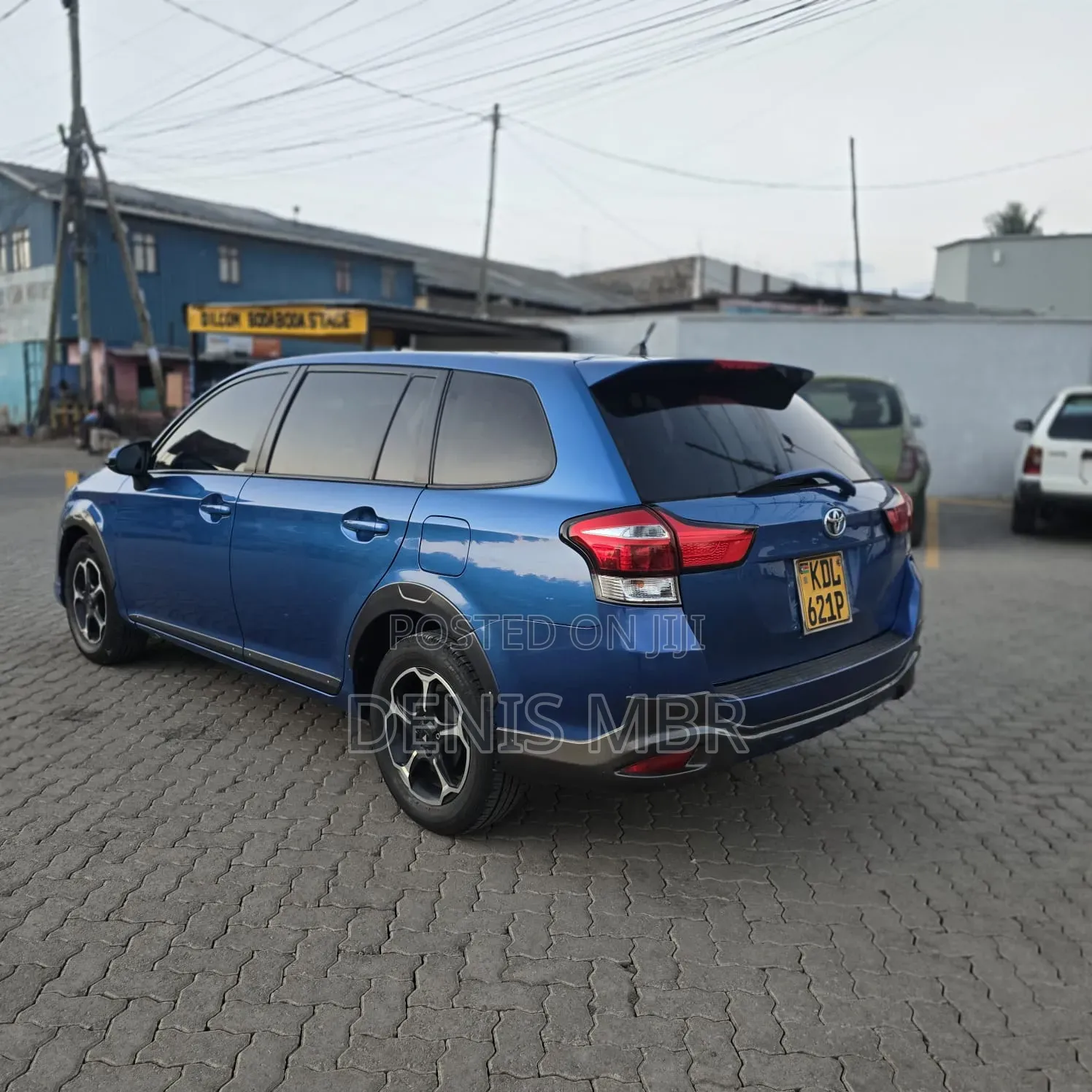 Toyota Corolla Fielder 2017 Blue