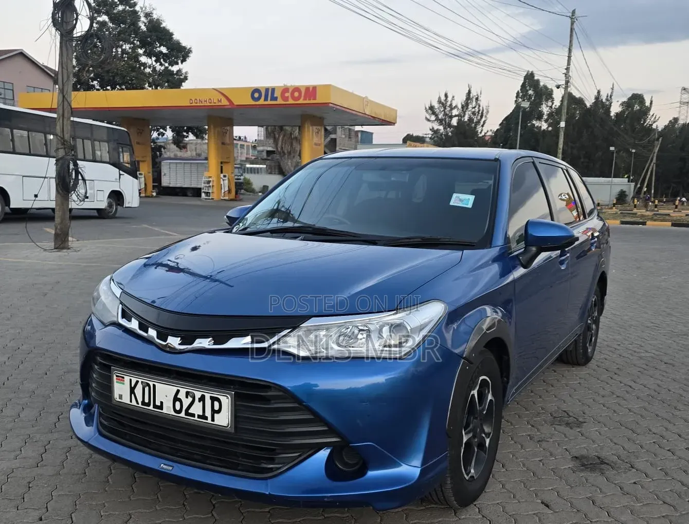 Toyota Corolla Fielder 2017 Blue