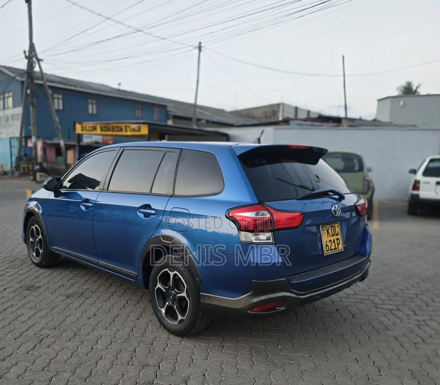 Toyota Corolla Fielder 2017 Blue