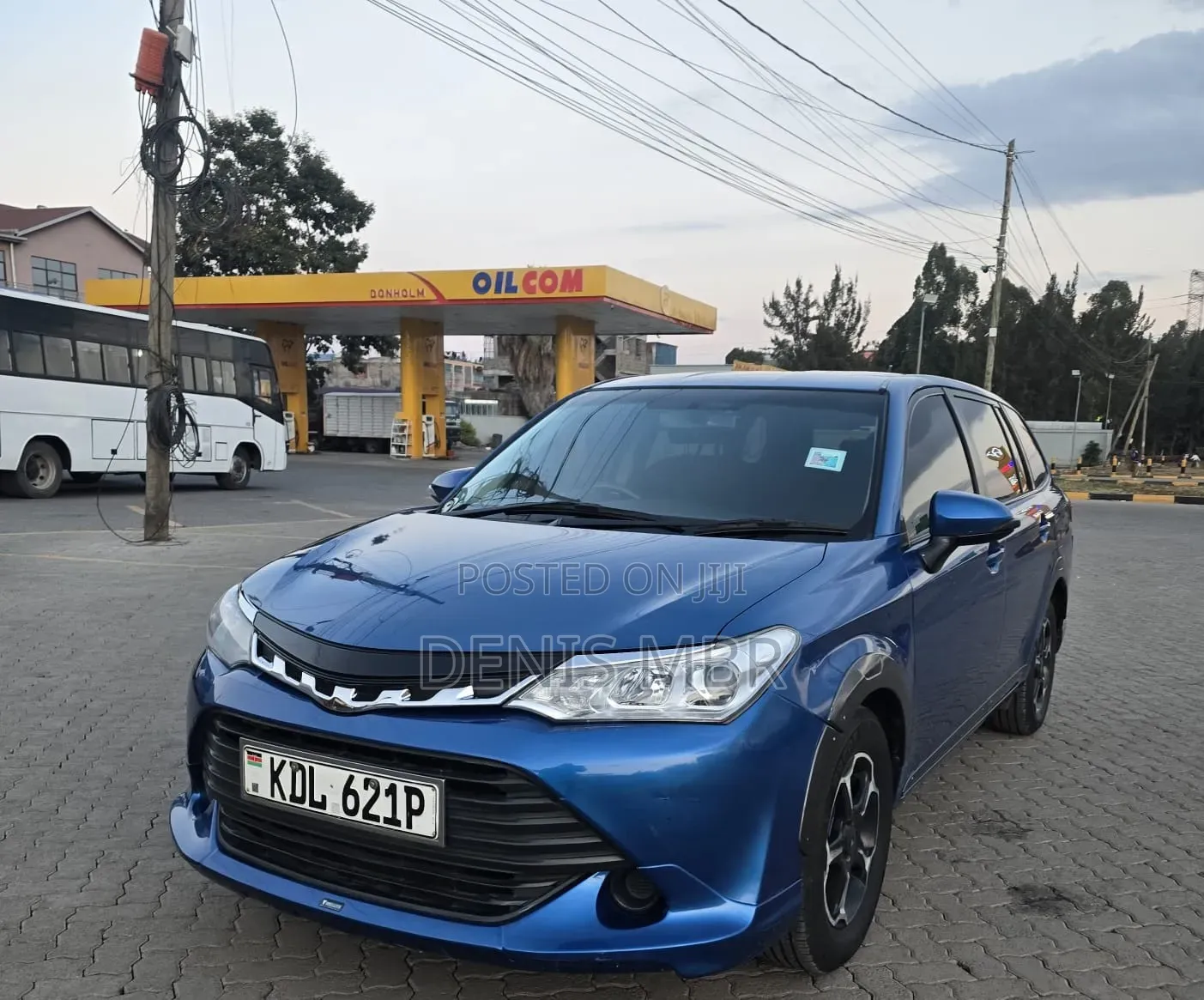 Toyota Corolla Fielder 2017 Blue