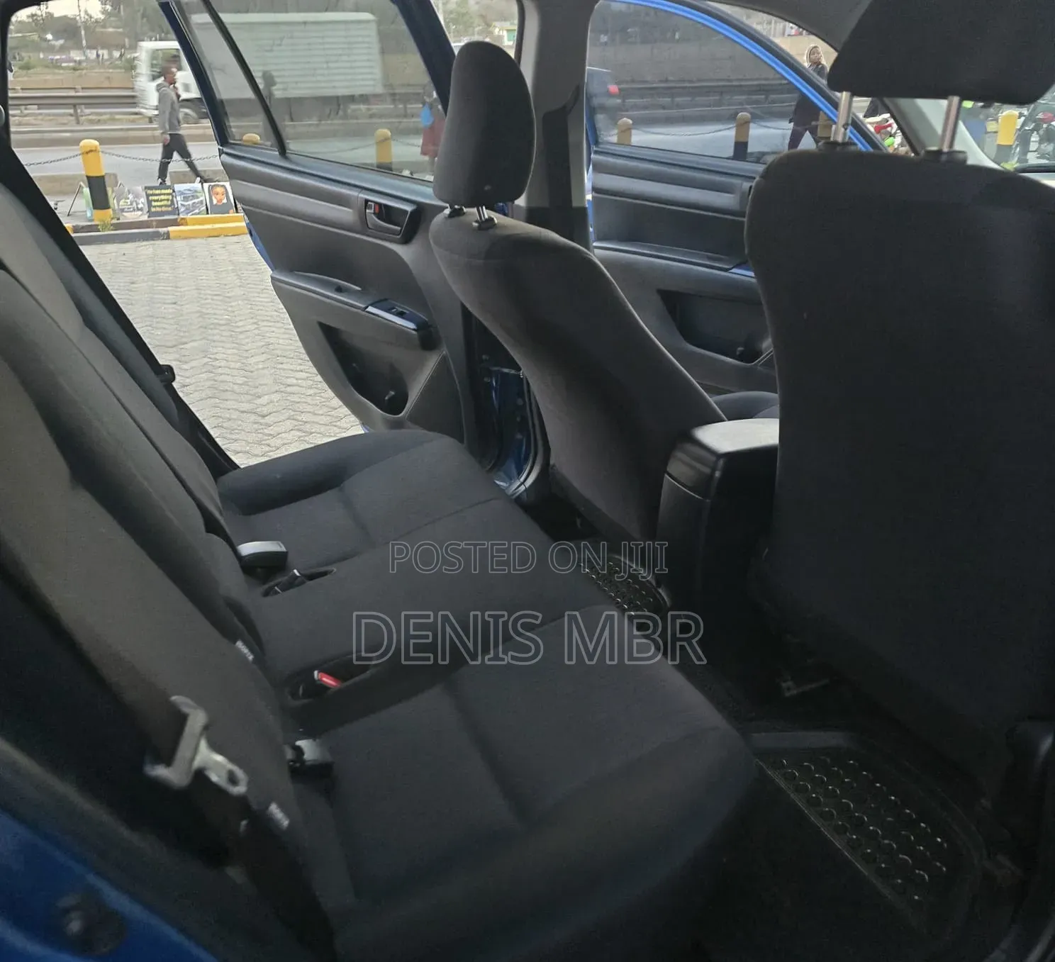 Toyota Corolla Fielder 2017 Blue