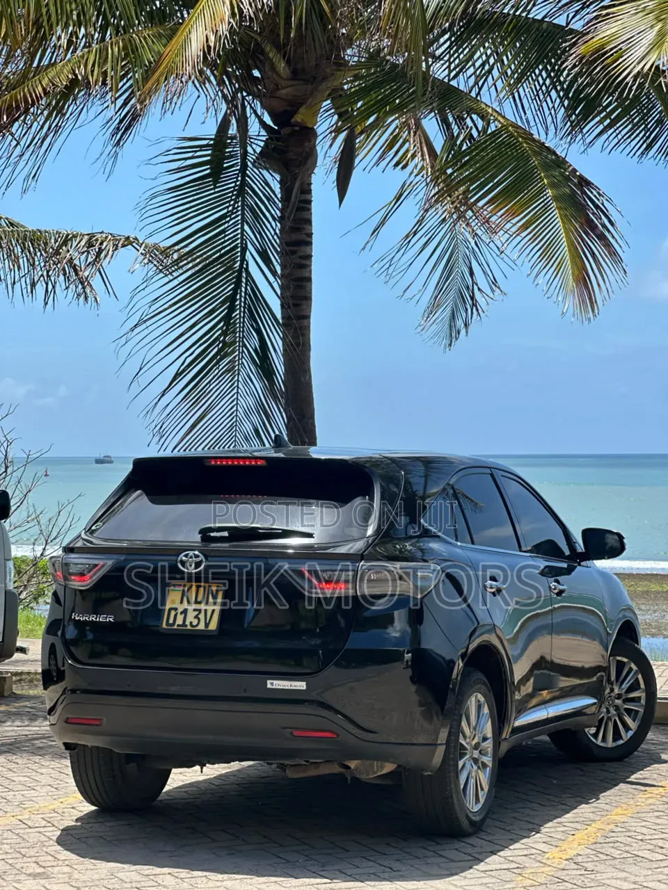 Toyota Harrier 2016 Black