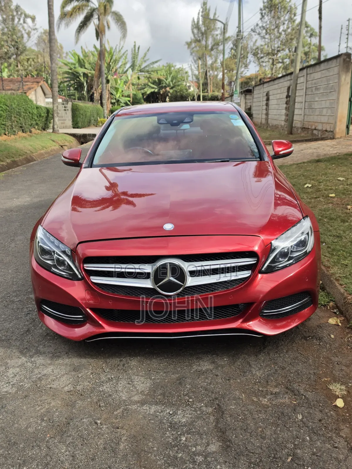 Mercedes-Benz C200 2014 Red