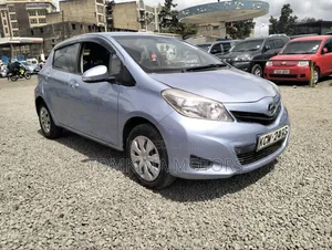 Toyota Vitz 2013 Blue