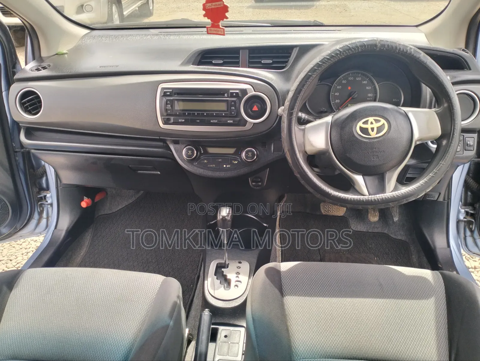 Toyota Vitz 2013 Blue