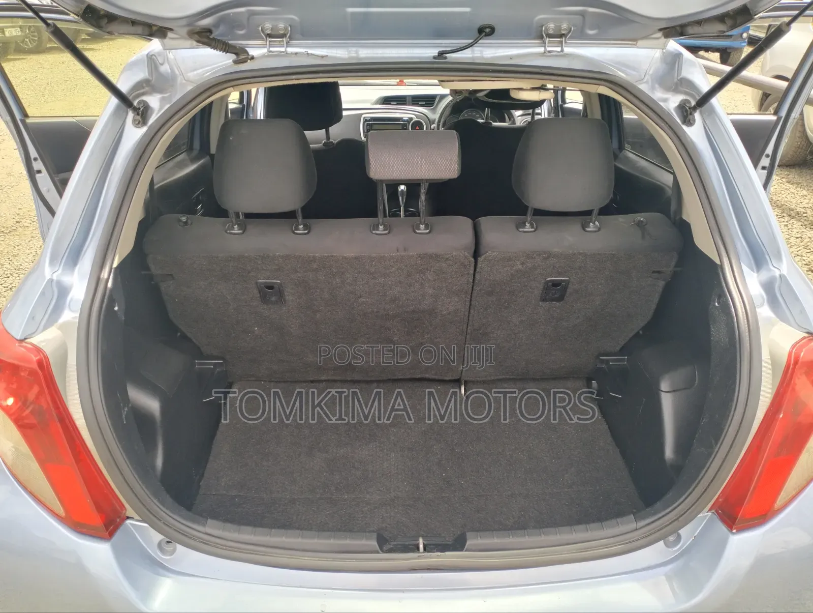 Toyota Vitz 2013 Blue