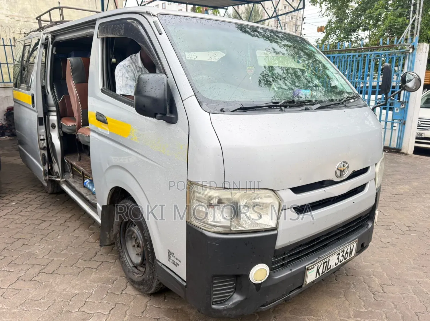 Toyota HiAce 2015 Grey