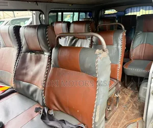 Toyota HiAce 2015 Grey