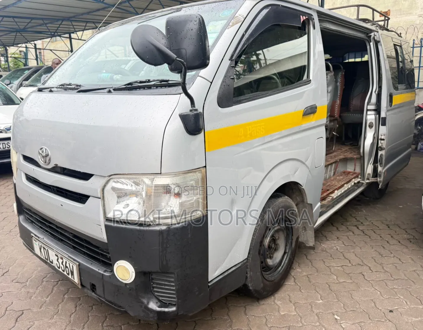 Toyota HiAce 2015 Grey