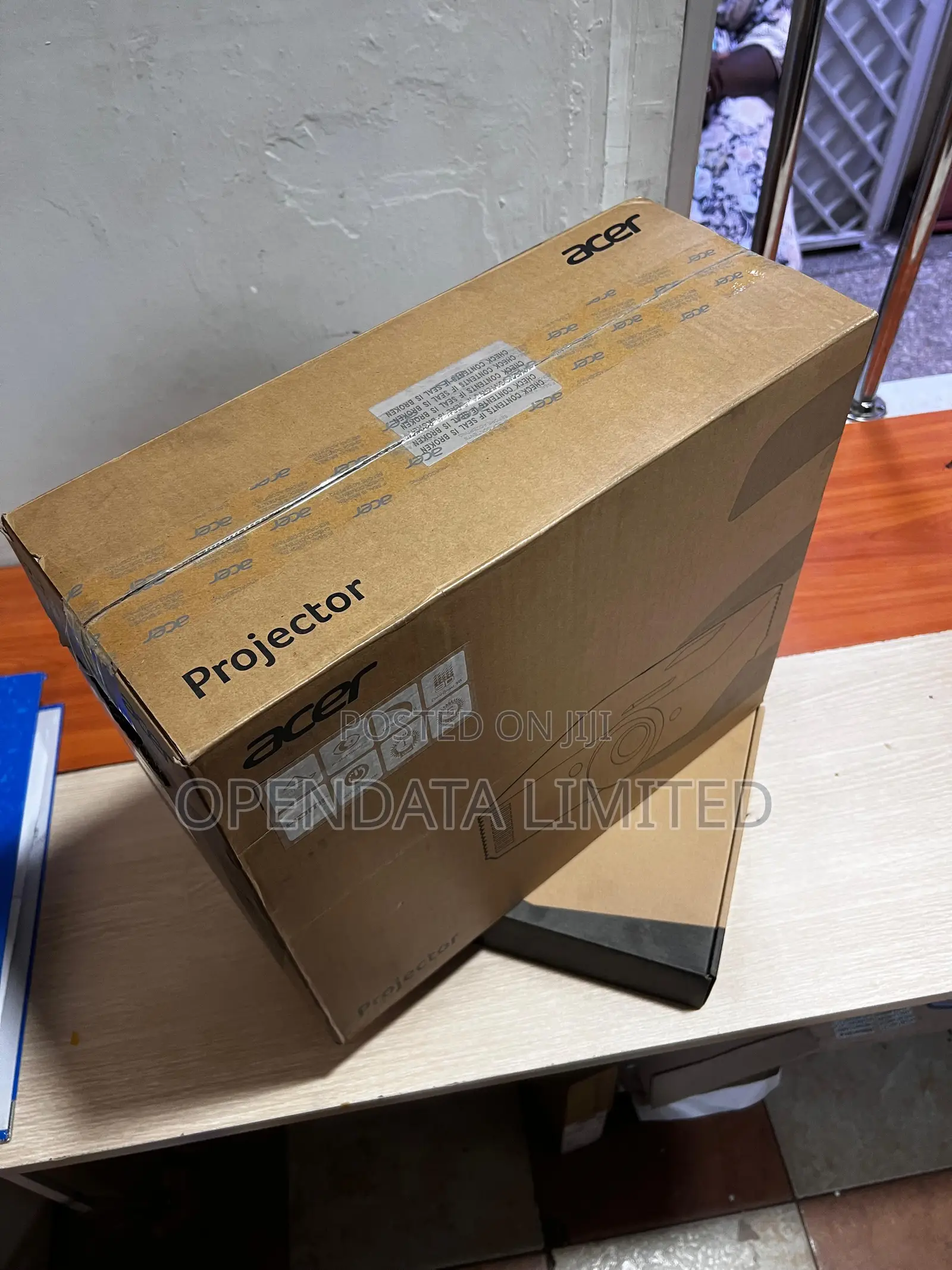 ACER X1128H DLP Projector, Brand New