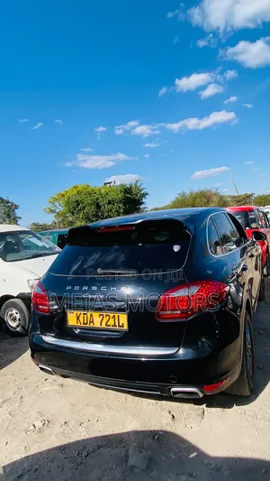 Porsche Cayenne 2013 Black