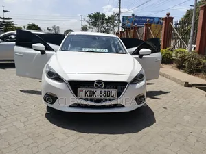Mazda Axela 2016 White