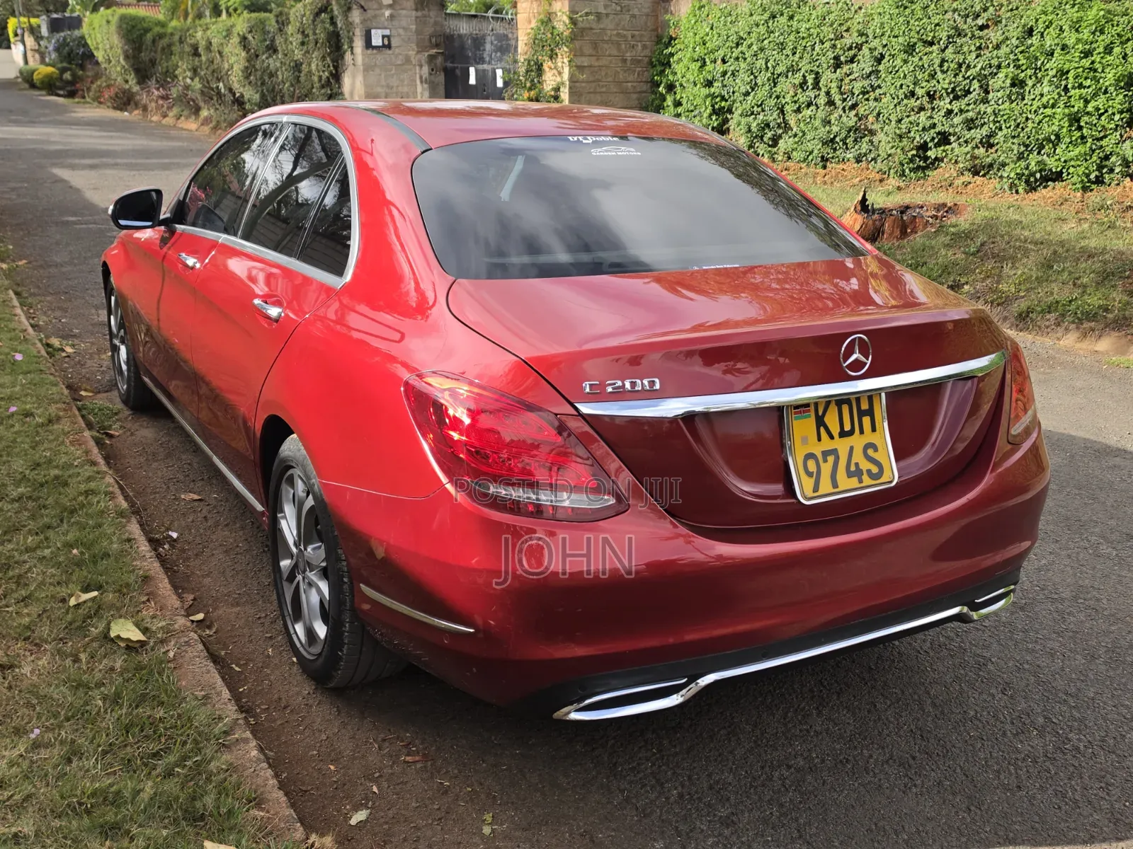 Mercedes-Benz C200 2014 Red