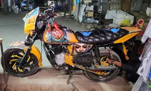 Bajaj Boxer 2016 Orange