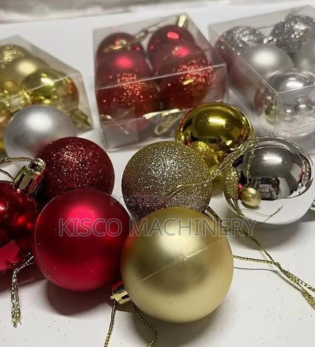 6 PCS Set Shiny, Matte, and Glittery Plastic Christmas Baubles Balls - thumbnail 2