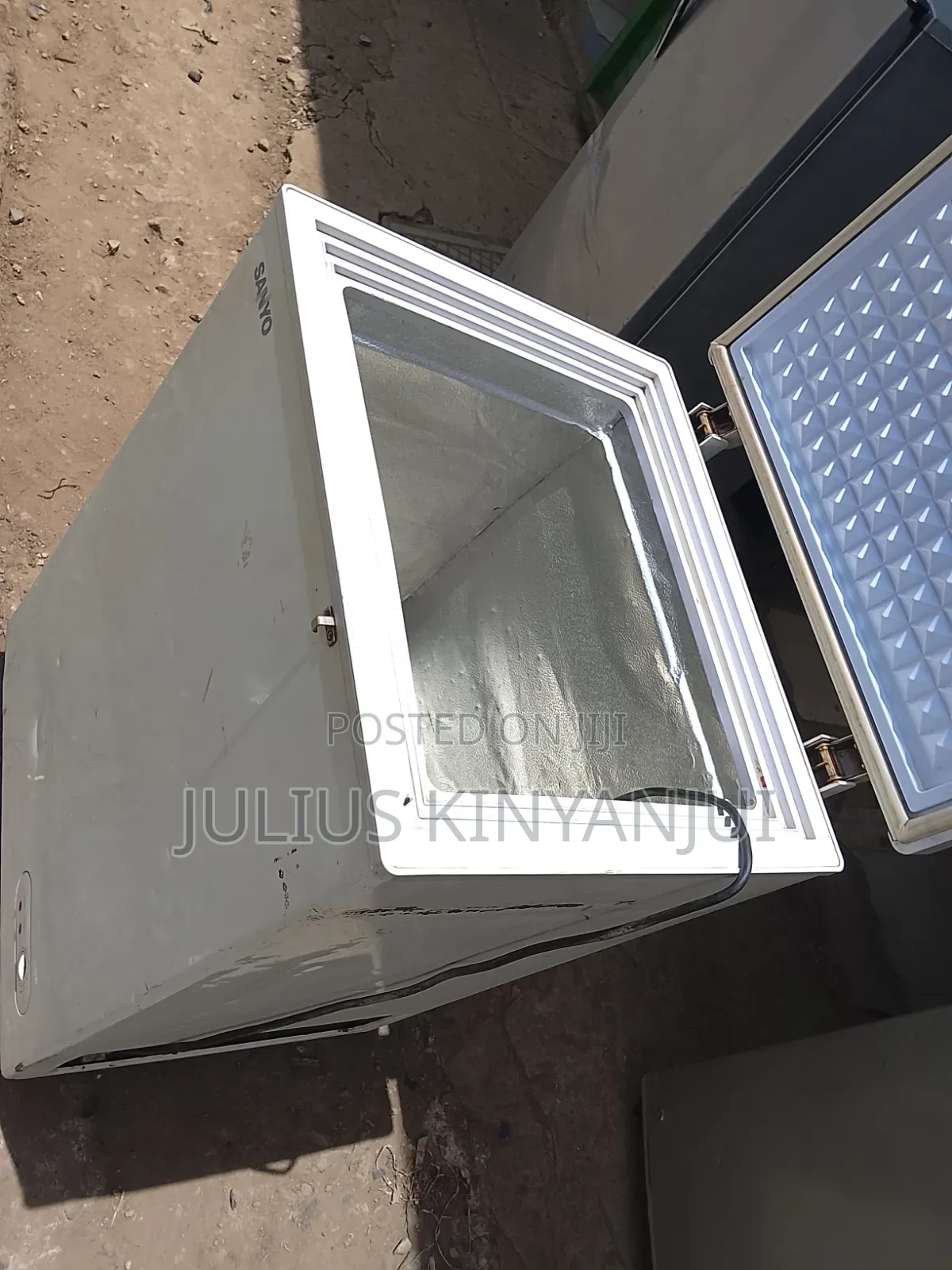 Ex-Uk Deep Freezer/200litrs