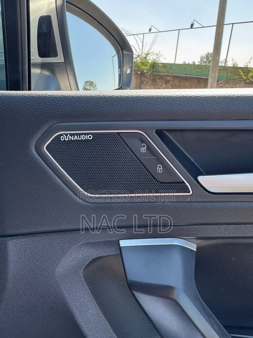 Volkswagen Tiguan 2.0T SEL Premium AWD 4MOTION 2019 Gray