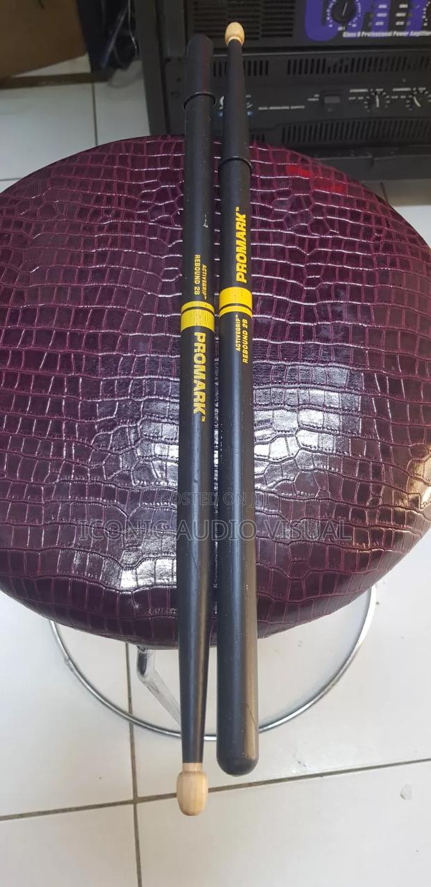 Drumsticks (Promark Activegrip Rebound 2b)