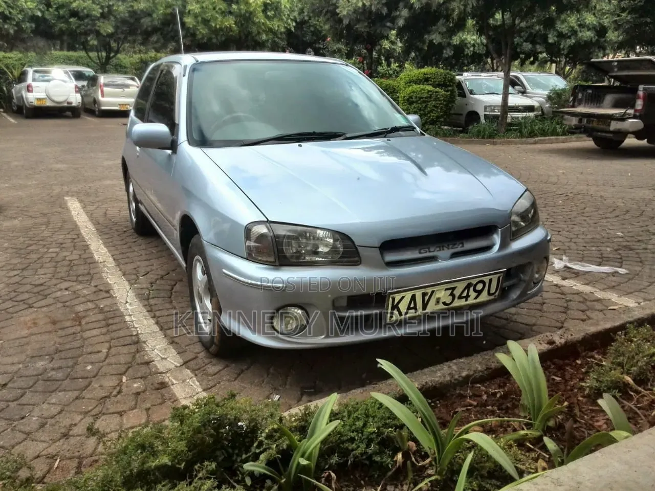 Toyota Starlet 1999 Silver