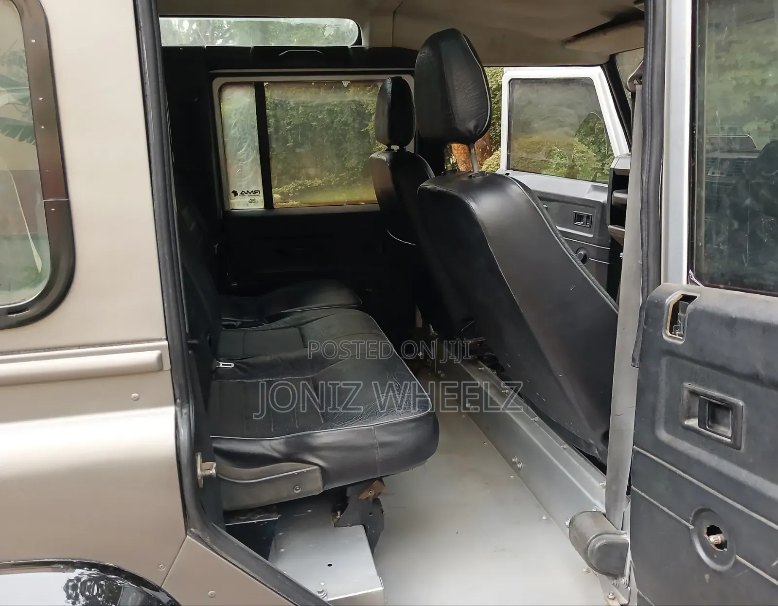 Land Rover Defender 2014 Gray