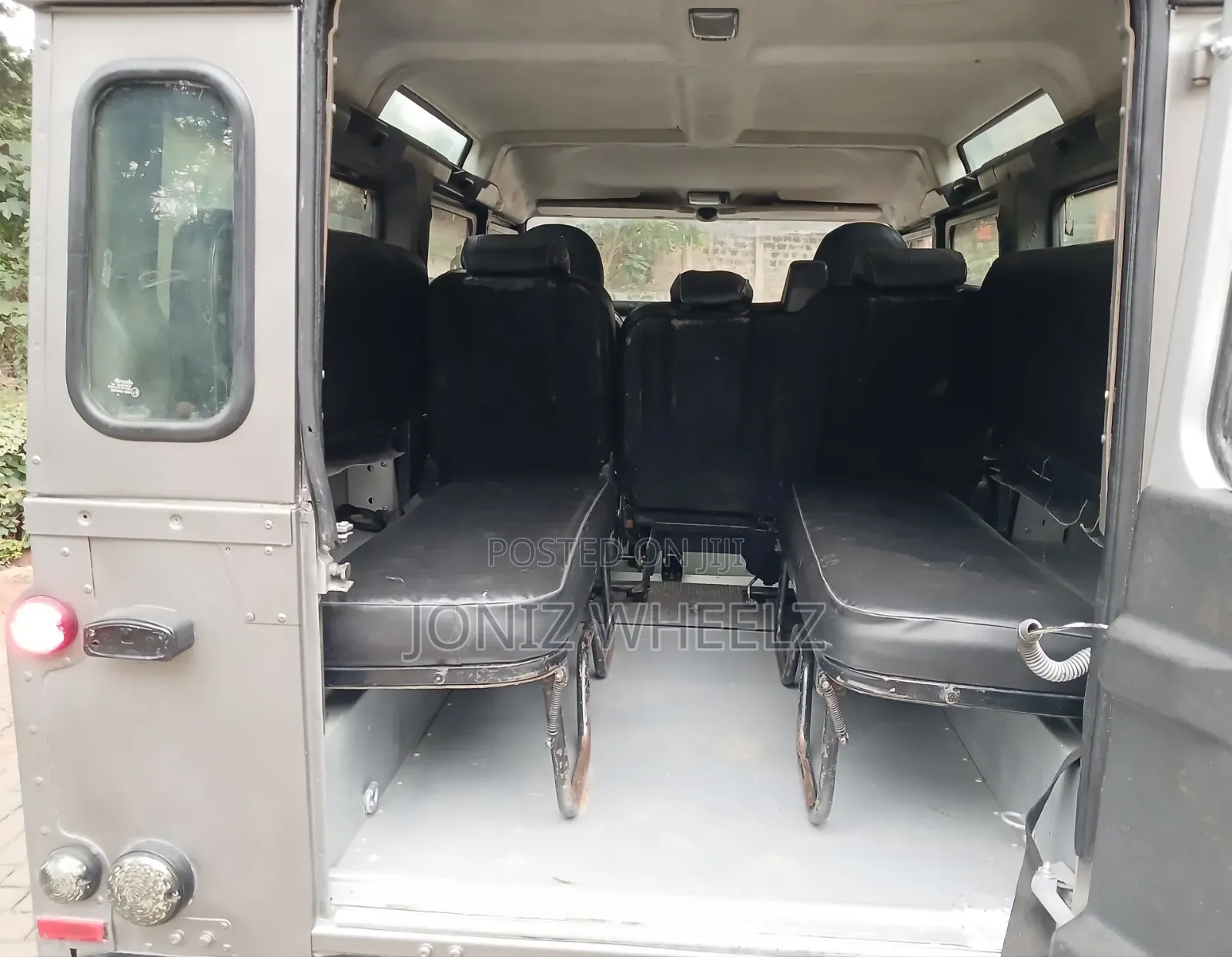 Land Rover Defender 2014 Gray