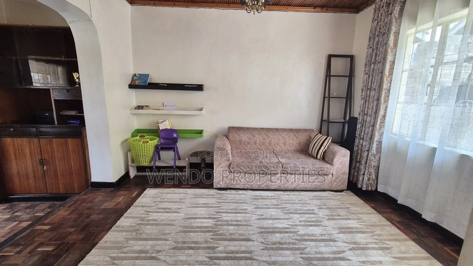 5bdrm House in Woodlands for sale
