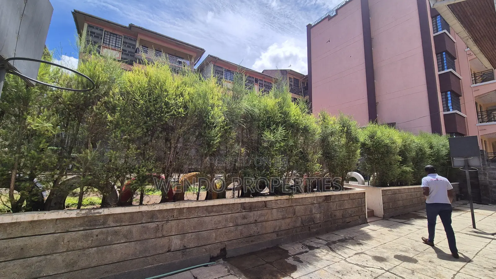 5bdrm House in Woodlands for sale