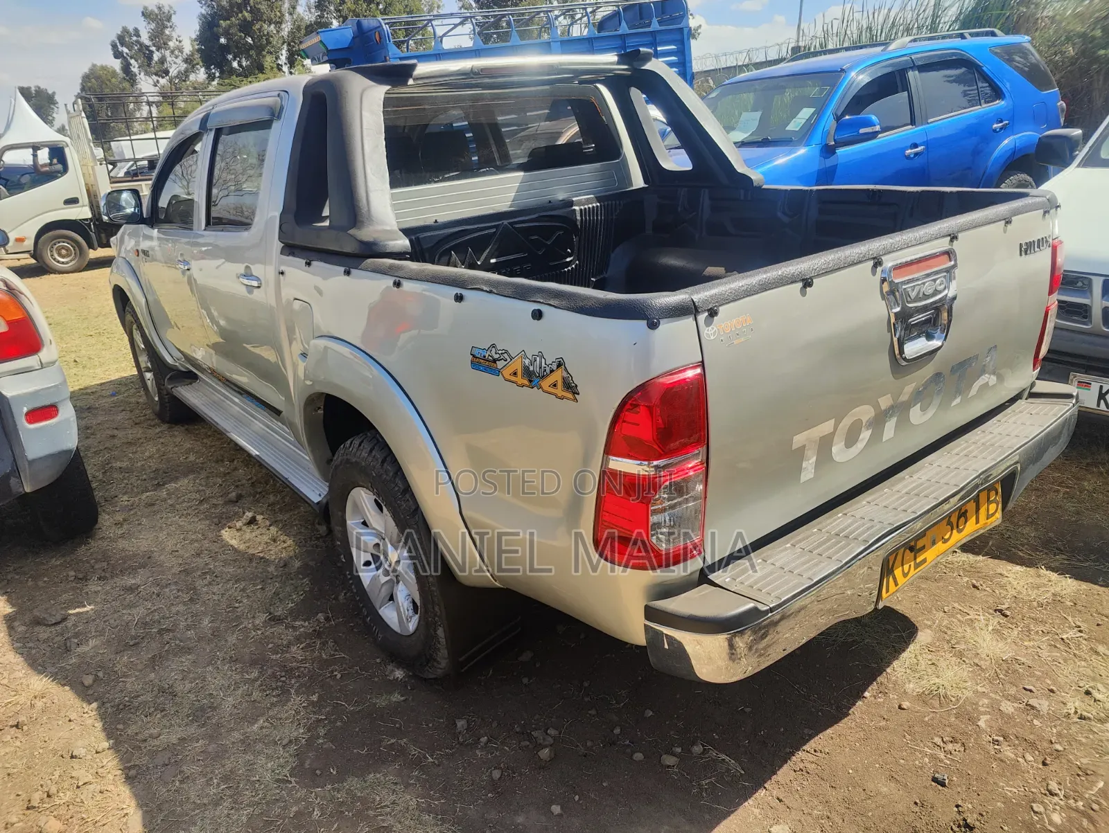 Toyota Hilux 2011 Silver