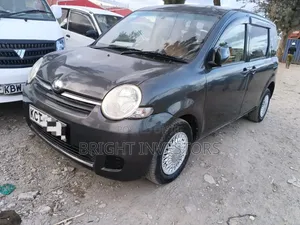 Toyota Sienta 2012 Black
