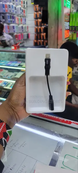 Audio Adapter Lightning to 3.5mm