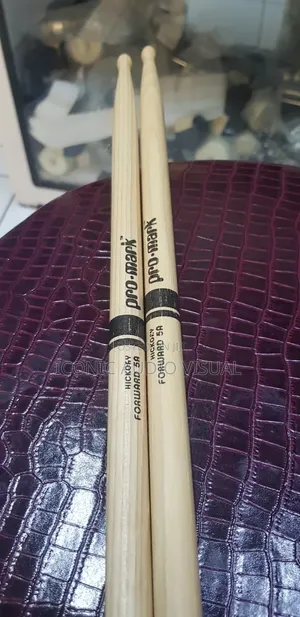 Drumsticks (Promark Hickory Forward 5a)
