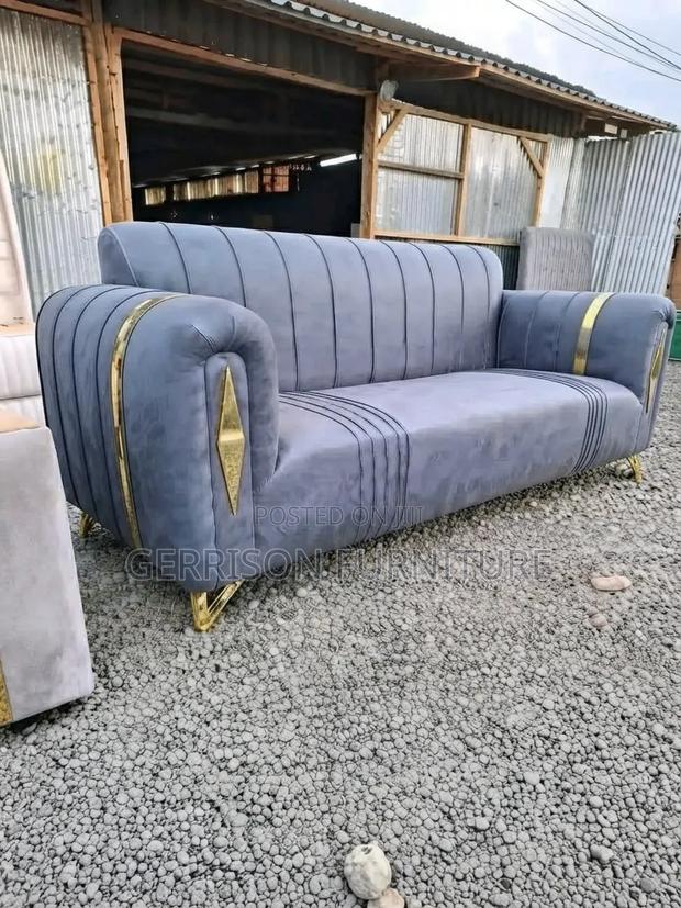 Modern Luxury 3-Seater Velvet Sofa With Elegant Gold Trim Accents