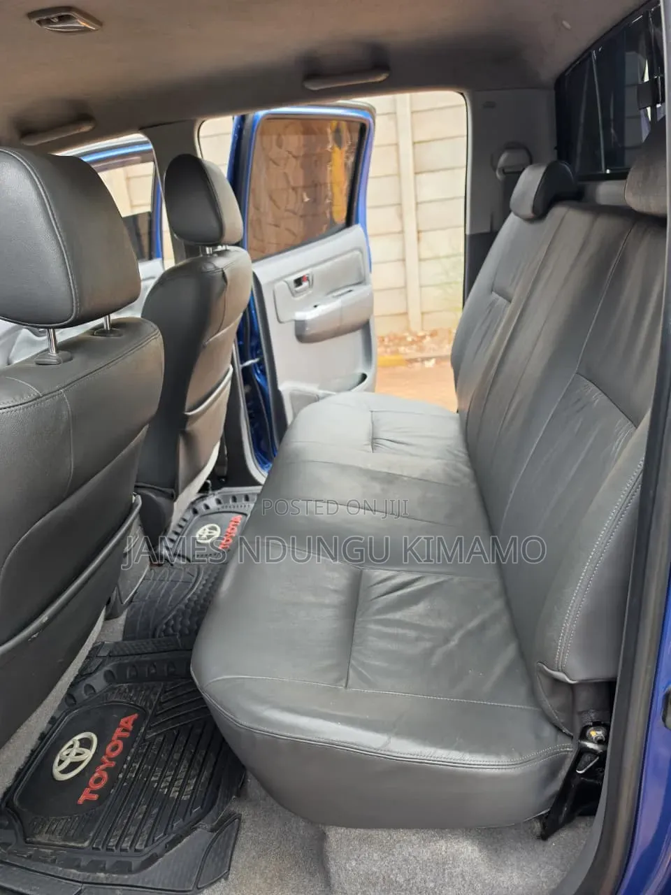 Toyota Hilux 2015 Blue