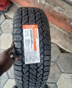 225/55r19 Maxxis a/T Tyres