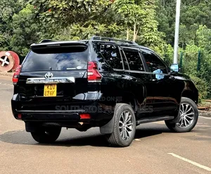 Toyota Land Cruiser Prado 2.7 2018 Black